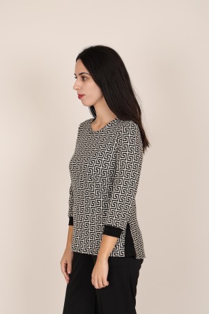 Viscose sweater slightly oversized